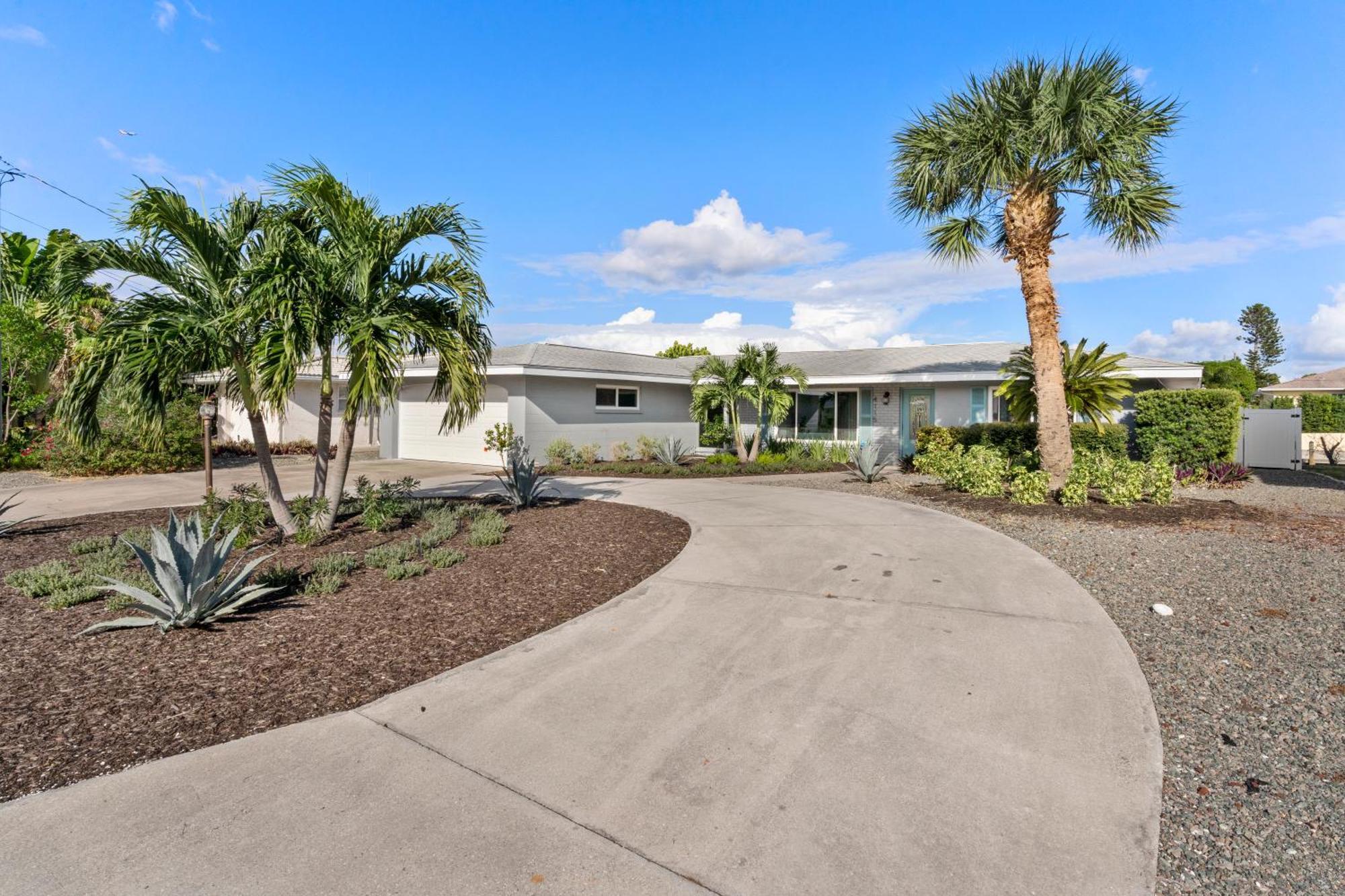 Casa Di Amici - Canal & Pool Home Close To Ami! Μπράντεντον Εξωτερικό φωτογραφία
